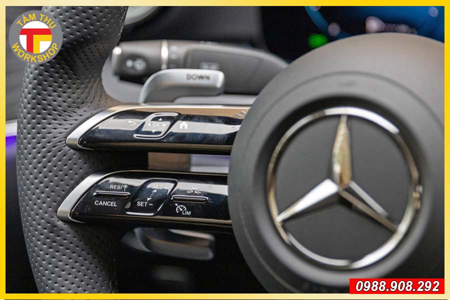 Vô lăng AMG Mercedes 2021 3